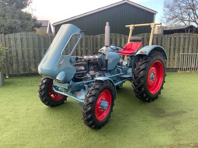 1965 eicher ea400 vierwielaangedreven oldtimer tractor - afbeelding 26 van  46