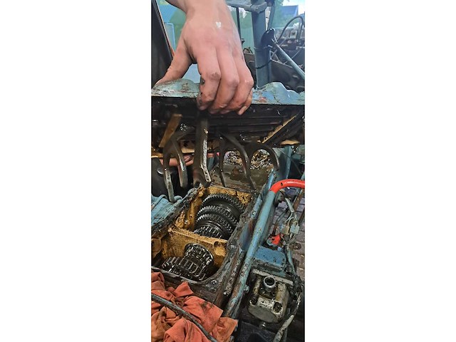 1965 eicher ea400 vierwielaangedreven oldtimer tractor - afbeelding 33 van  46