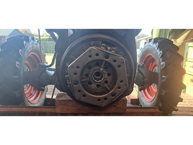 1965 eicher ea400 vierwielaangedreven oldtimer tractor - afbeelding 38 van  46