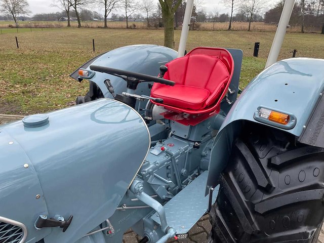 1965 eicher em 300 wotan königstiger oldtimer tractor 40km/h - afbeelding 6 van  64
