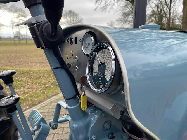 1965 eicher em 300 wotan königstiger oldtimer tractor 40km/h - afbeelding 41 van  64