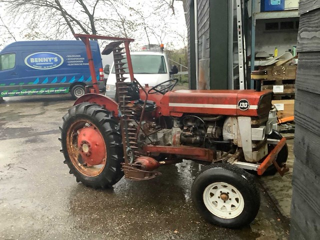 1965 fergunson 130 oldtimer tractor - afbeelding 3 van  8