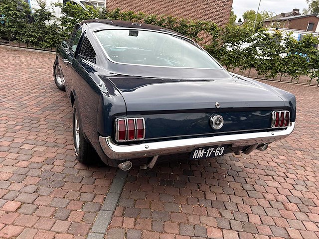 1965 ford - mustang fastback - oldtimer - afbeelding 73 van  99