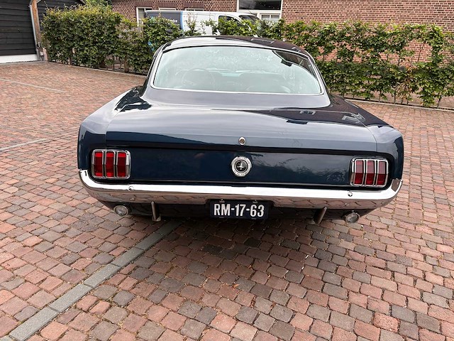1965 ford - mustang fastback - oldtimer - afbeelding 8 van  89