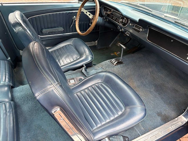 1965 ford - mustang fastback - oldtimer - afbeelding 40 van  89