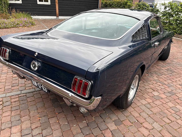 1965 ford - mustang fastback - oldtimer - afbeelding 68 van  89