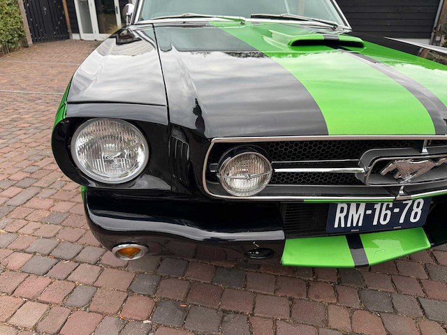 1965 ford fastback mustang fastback oldtimer - afbeelding 30 van  71