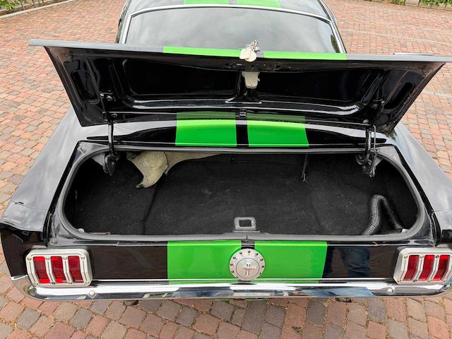 1965 ford fastback mustang fastback oldtimer - afbeelding 25 van  71