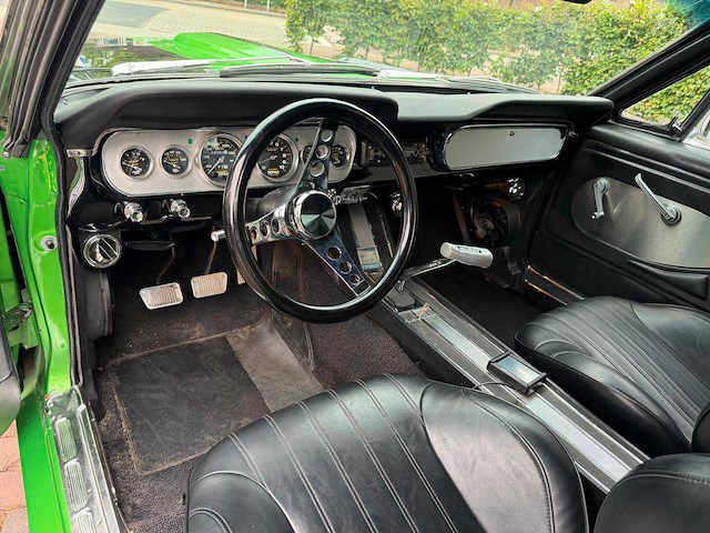 1965 ford fastback mustang fastback oldtimer - afbeelding 27 van  71