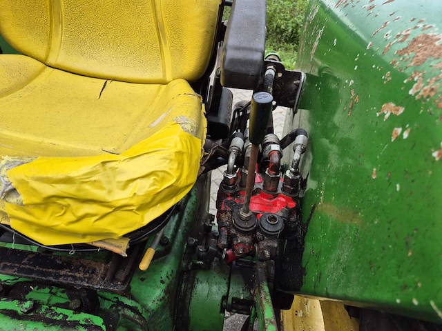 1965 john deere lanz 510 tweewielaangedreven landbouwtractor - afbeelding 2 van  14