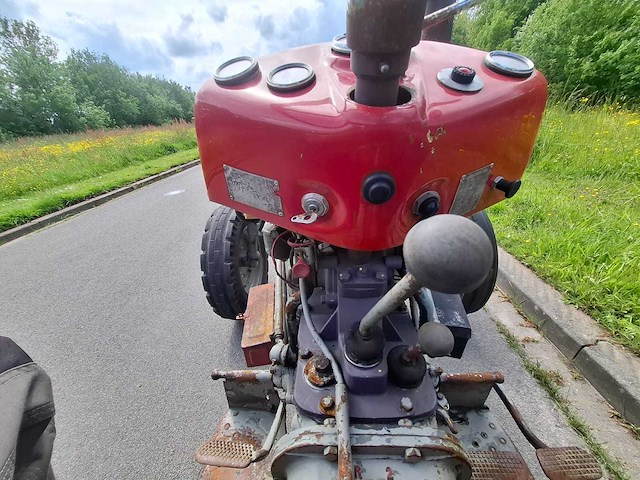 1965 massey ferguson 35 oldtimer tractor - afbeelding 4 van  13