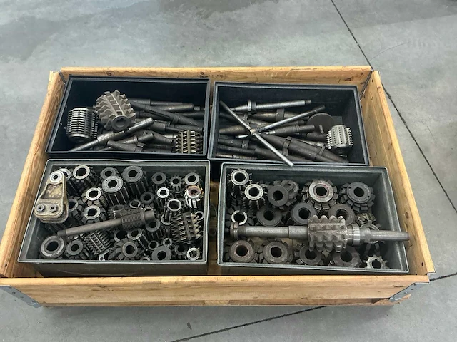 1965 staehely sh180 afwikkel freesmachine - afbeelding 27 van  46
