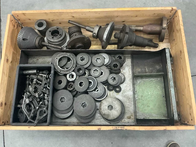 1965 staehely sh180 afwikkel freesmachine - afbeelding 32 van  46