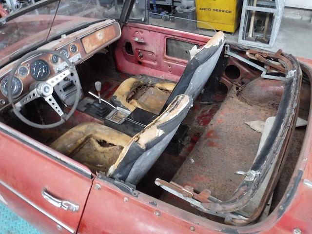 1966 datsun fairlady 1600 roadster | japanese classic sports car - afbeelding 44 van  64