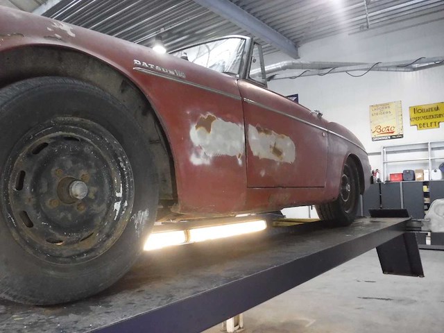 1966 datsun fairlady 1600 roadster | japanese classic sports car - afbeelding 5 van  64