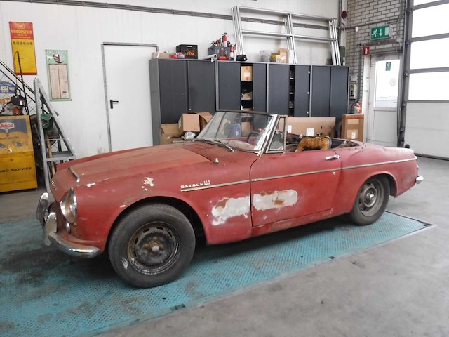 1966 datsun fairlady 1600 roadster | japanese classic sports car - afbeelding 10 van  64