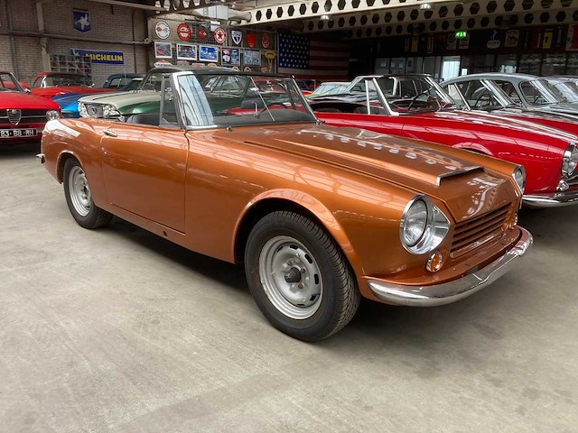 1966 datsun fairlady 1600 roadster | japanese classic sports car - afbeelding 12 van  12