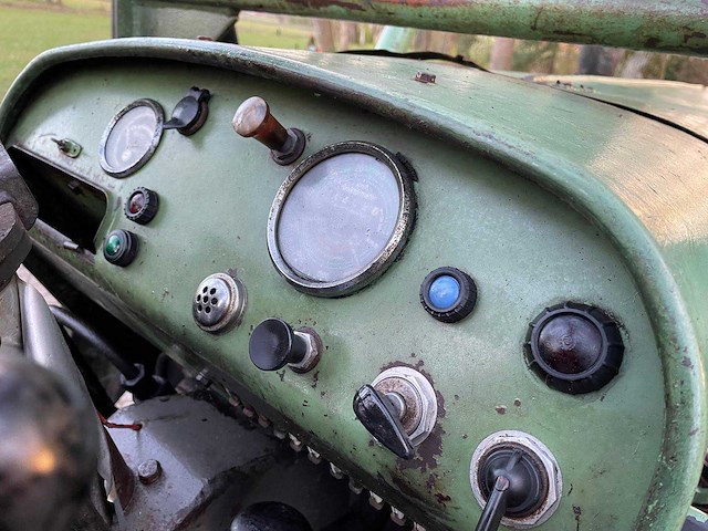 1966 fendt favorit 3sa rundhauber 4x4 oldtimer tractor - afbeelding 40 van  50