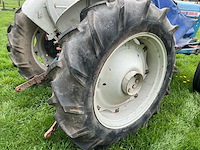 1966 ford 3000 tweewielaangedreven landbouwtractor / oldtimer - afbeelding 6 van  36