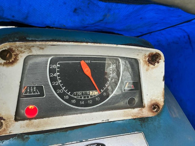 1966 ford 3000 tweewielaangedreven landbouwtractor / oldtimer - afbeelding 17 van  36