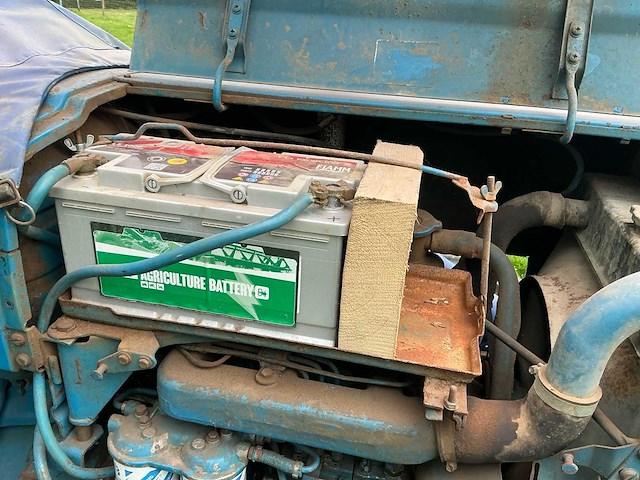 1966 ford 3000 tweewielaangedreven landbouwtractor / oldtimer - afbeelding 29 van  36