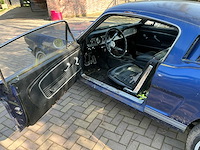 1966 ford mustang fastback personenauto - afbeelding 21 van  42