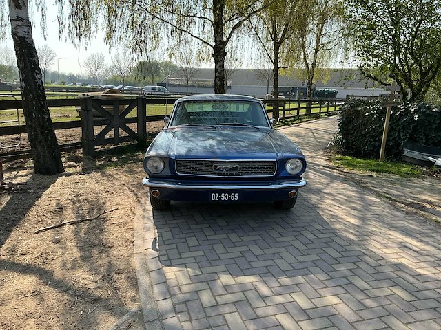 1966 ford mustang fastback personenauto - afbeelding 41 van  42