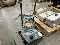 1966 haver & boecker zeefschudmachine - afbeelding 1 van  6