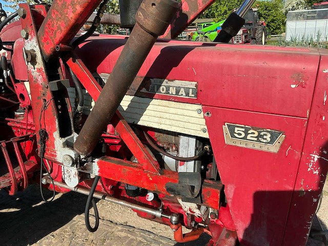 1966 mc cormick international 523 agromatic tweewielaangedreven landbouwtractor - afbeelding 8 van  21