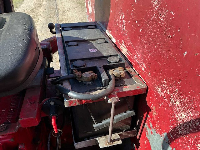1966 mc cormick international 523 agromatic tweewielaangedreven landbouwtractor - afbeelding 14 van  21