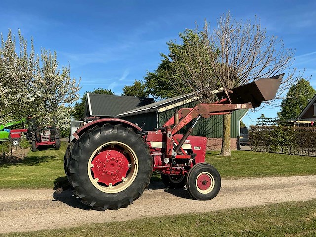 1966 mc cormick international 523 agromatic tweewielaangedreven landbouwtractor - afbeelding 5 van  5