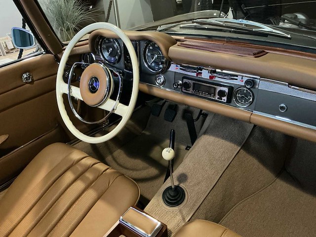 1966 mercedes 230sl w113 "pagode" - afbeelding 18 van  47