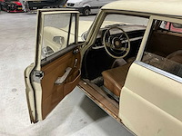 1966 mercedes-benz 200d automatic oldtimer auto - afbeelding 2 van  19