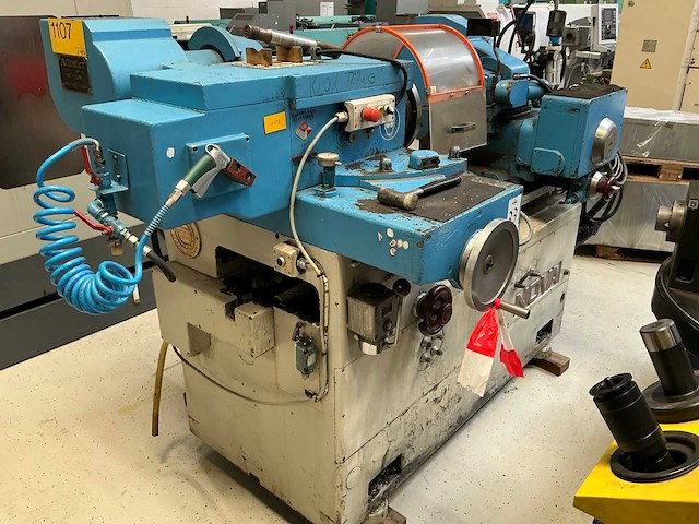 1966 novarese 01861 cilindrische slijpmachine (3x) - afbeelding 1 van  6