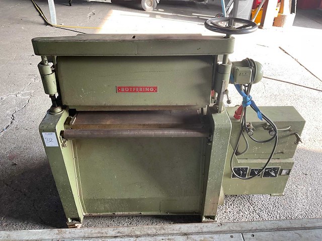 1967 bütfering 74 breedbandschuurmachine - afbeelding 1 van  4