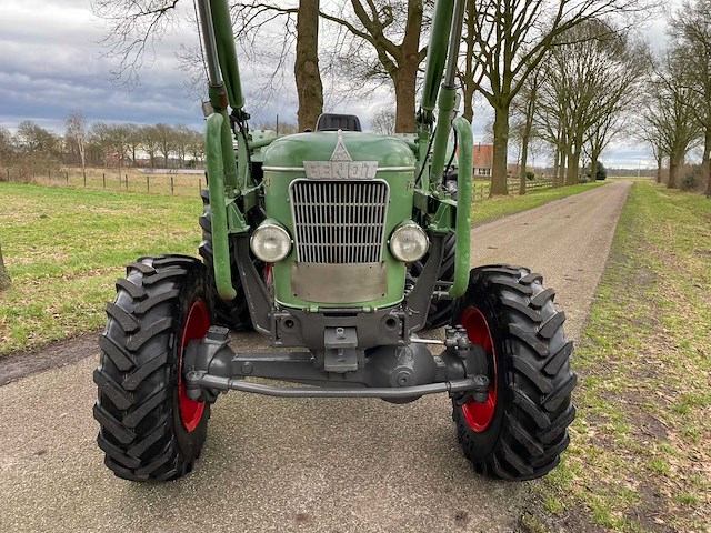 1967 fendt favorit 3a rundhauber oldtimer tractor - afbeelding 11 van  20
