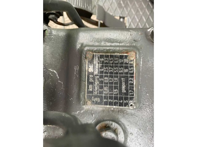 1967 fendt favorit 3a rundhauber oldtimer tractor - afbeelding 14 van  20