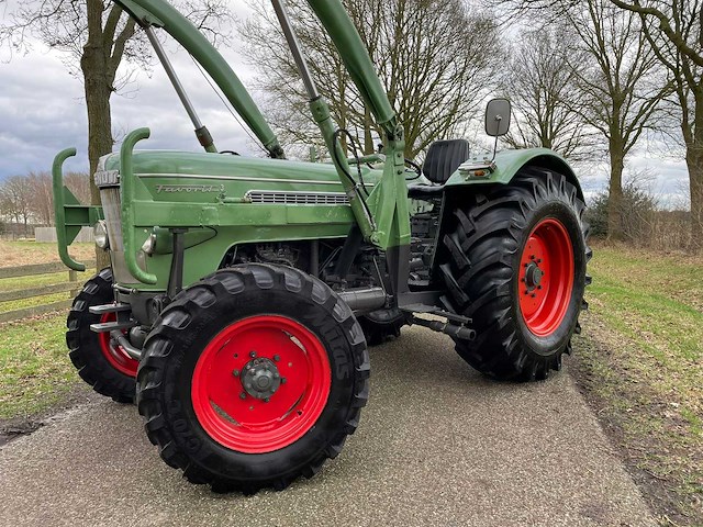 1967 fendt favorit 3a rundhauber oldtimer tractor - afbeelding 20 van  20