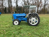 1967 ford 3000 oldtimer tractor - afbeelding 34 van  35