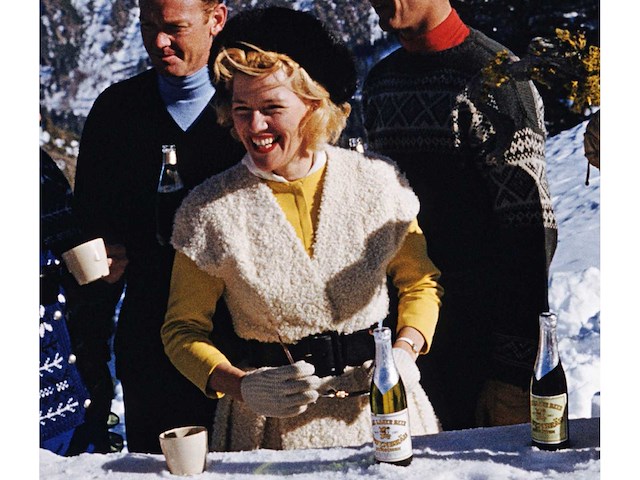 1967 foto slim aarons ‘après ski - afbeelding 3 van  4