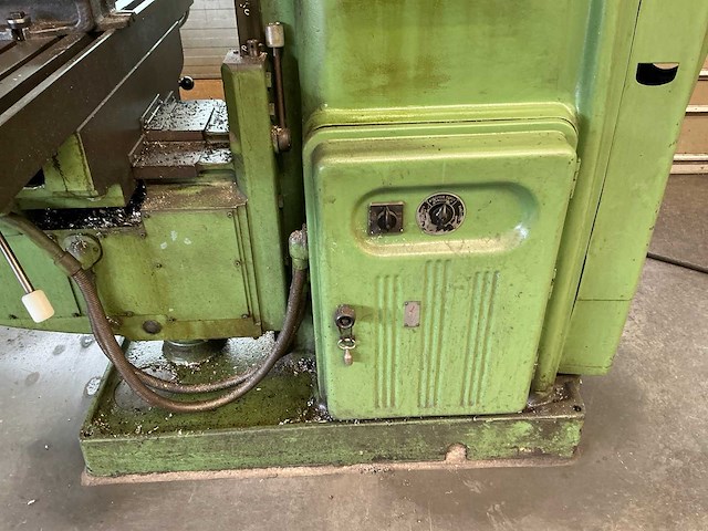 1967 frunze 6m12n verticale consolefreesmachine - afbeelding 2 van  19