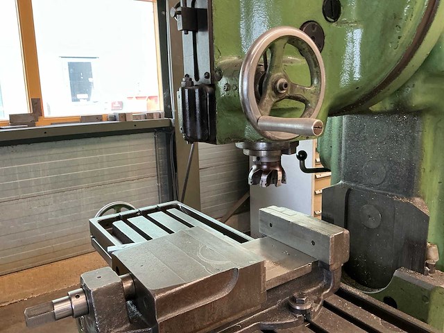 1967 frunze 6m12n verticale consolefreesmachine - afbeelding 3 van  24