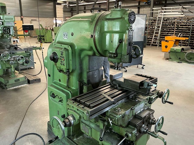 1967 frunze 6m12n verticale consolefreesmachine - afbeelding 21 van  24