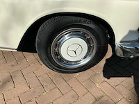 1967 mercedes-benz 200-280 (w115) 200 d personenauto - afbeelding 5 van  25