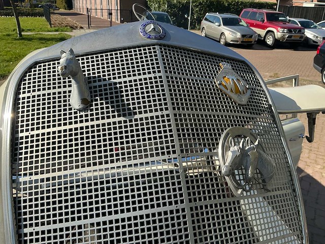 1967 mercedes-benz 200-280 (w115) 200 d personenauto - afbeelding 18 van  25