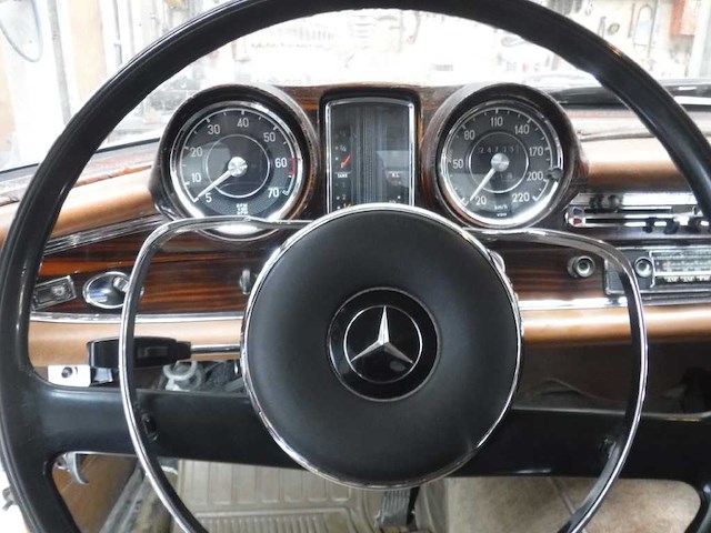 1967 mercedes-benz 300 se coupe | german luxury coupe - afbeelding 2 van  99