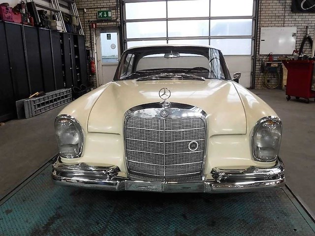 1967 mercedes-benz 300 se coupe | german luxury coupe - afbeelding 7 van  99