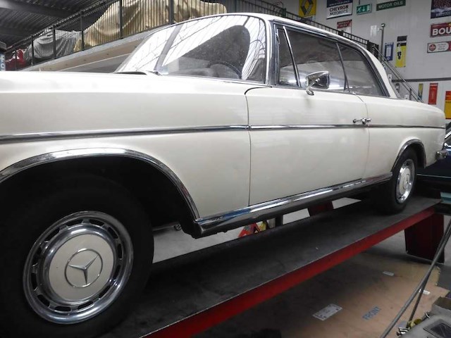 1967 mercedes-benz 300 se coupe | german luxury coupe - afbeelding 28 van  99