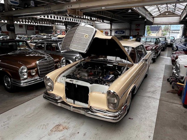 1967 mercedes-benz 300 se coupe | german luxury coupe - afbeelding 77 van  99