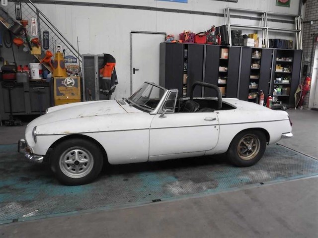 1967 mg b roadster | british classic sports car - afbeelding 5 van  53